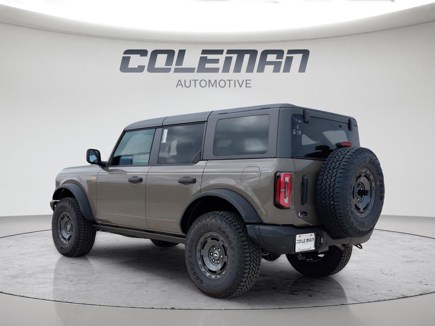 New 2025 Ford Bronco Badlands w/ Sasquatch Package image 3