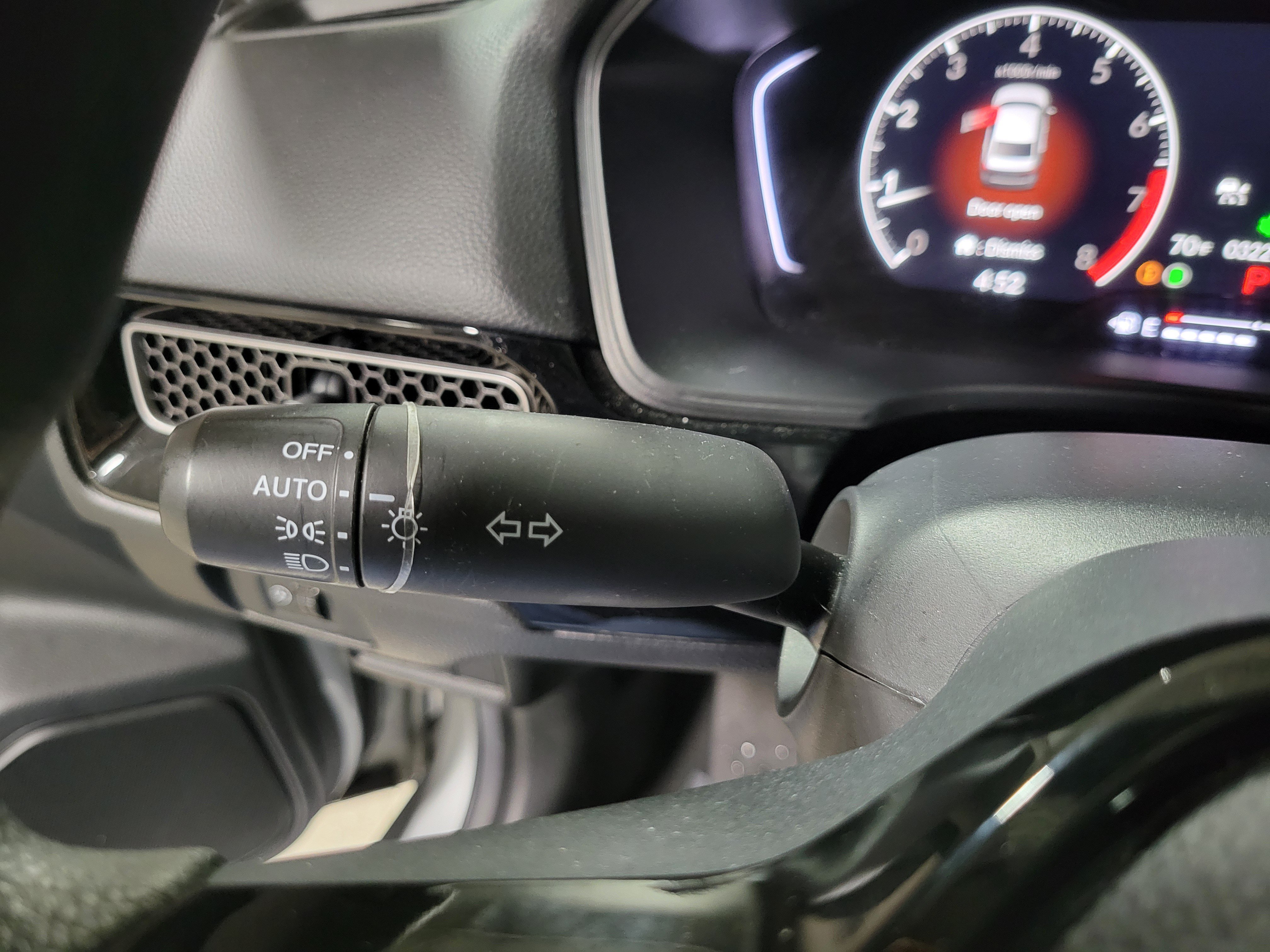 Used 2025 Honda Civic LX image 25