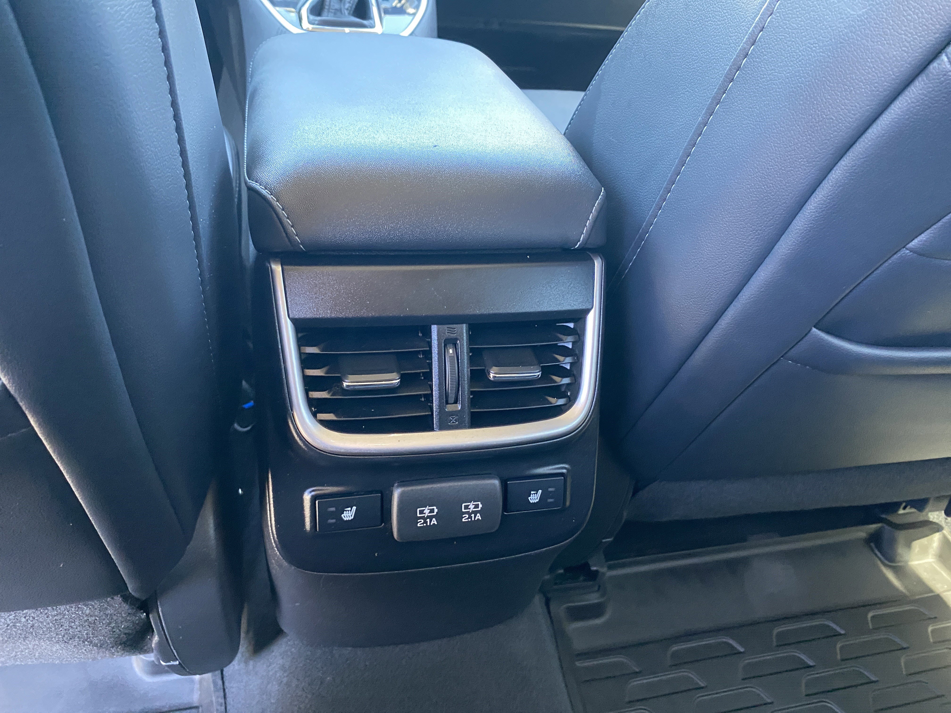 Used 2020 Subaru Outback Limited AWD/4WD image 33