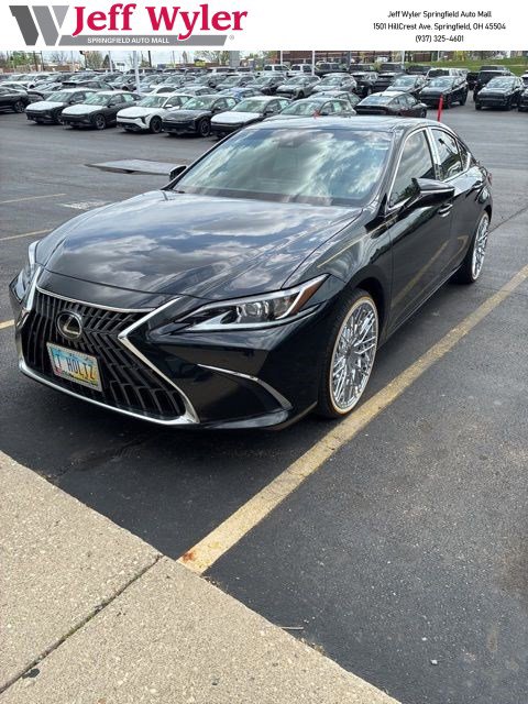 Used 2024 Lexus ES 350 w/ Premium Package