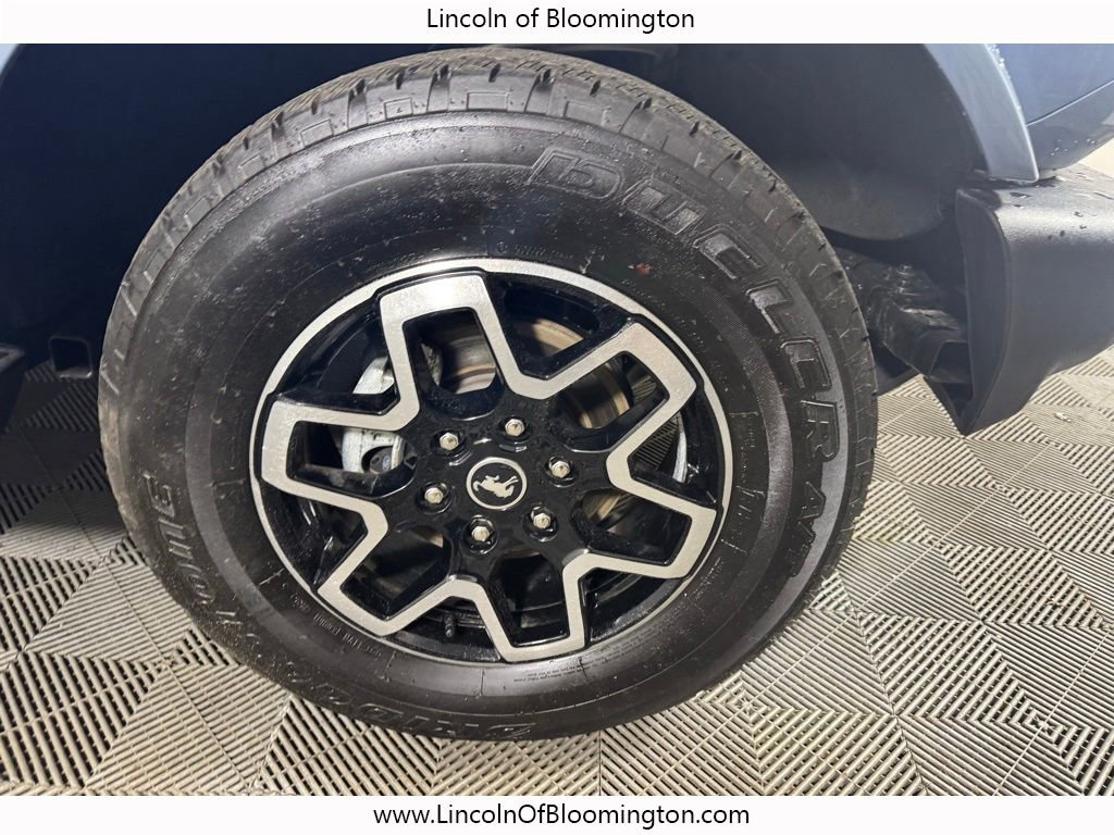 Used 2025 Ford Bronco Outer Banks AWD/4WD image 14