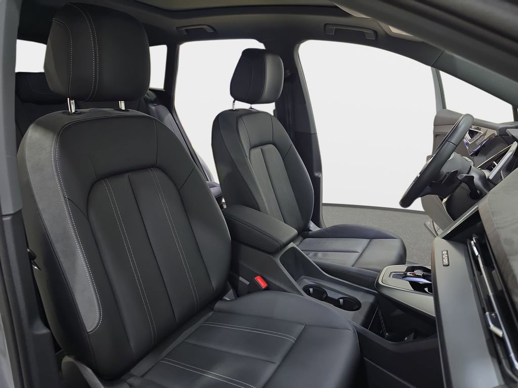 Used 2024 Audi Q4 e-tron Premium Plus w/ Premium Plus image 12