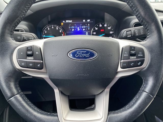Certified 2022 Ford Explorer XLT w/ Equipment Group 202A image 16