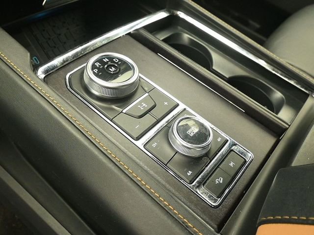 Certified 2023 Ford Expedition Platinum image 19