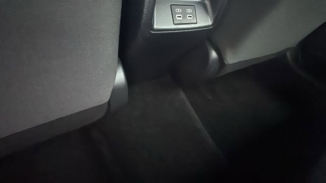 Used 2024 Toyota Corolla LE image 24