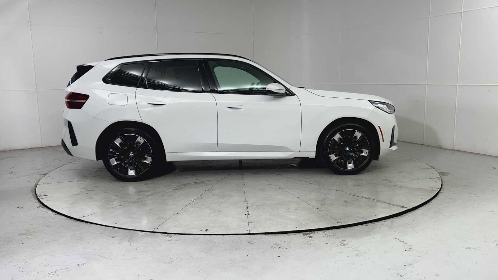 New 2026 BMW X3 xDrive30 w/ Premium Package image 9