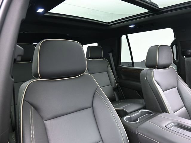 Used 2024 Chevrolet Tahoe Premier AWD/4WD image 30