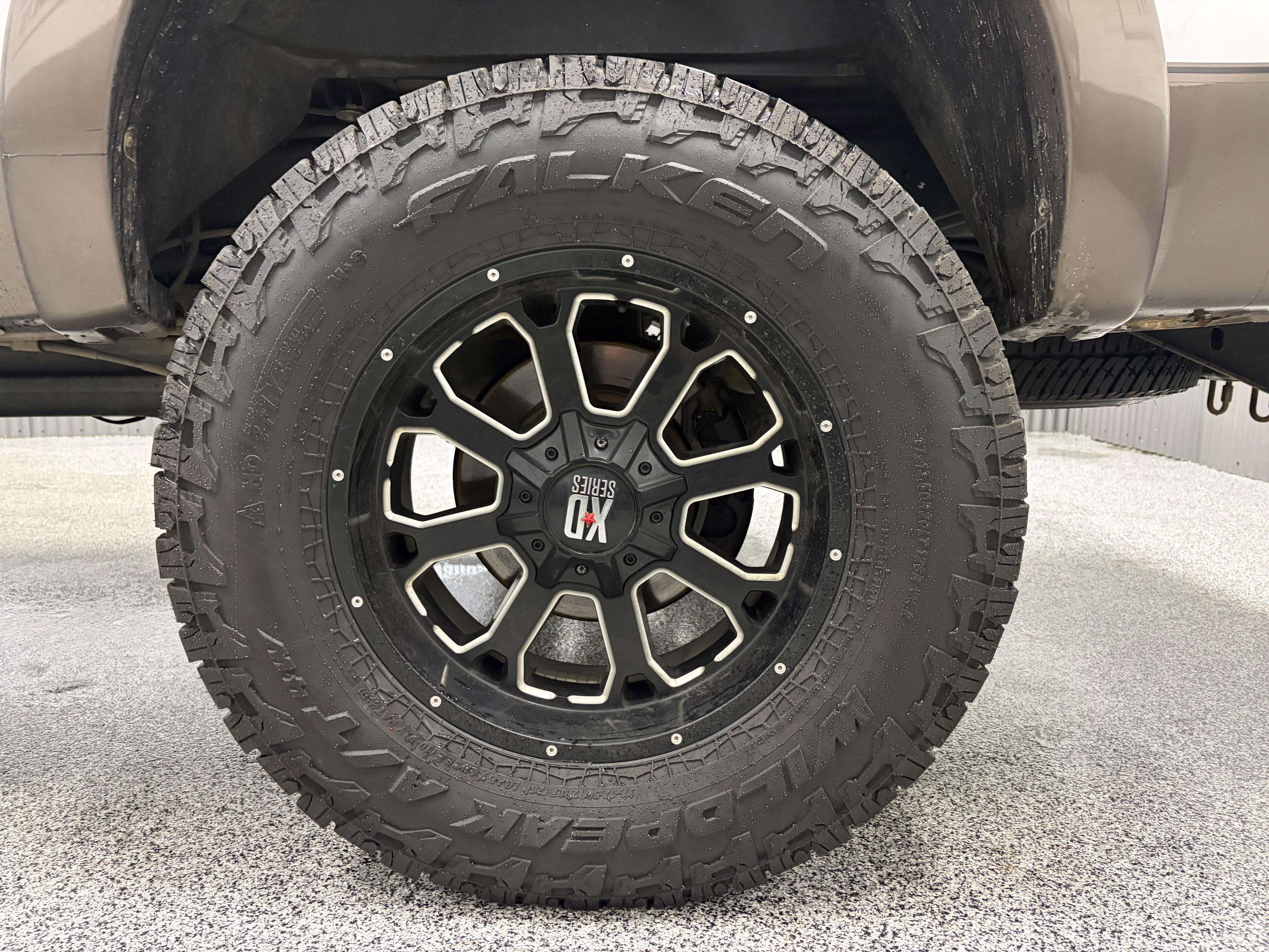 Used 2016 Ford F250 King Ranch w/ King Ranch w/Chrome Package AWD/4WD image 10