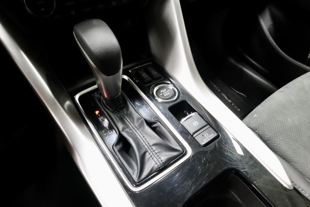 Used 2025 Mitsubishi Eclipse Cross SE AWD/4WD image 32