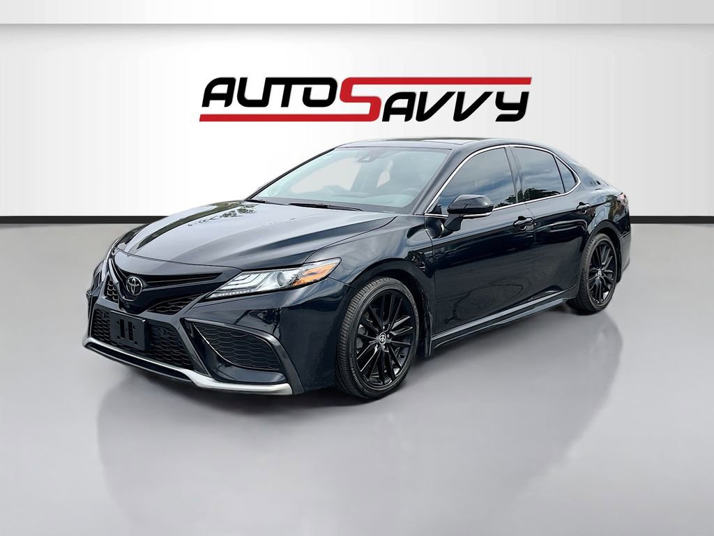 Used 2024 Toyota Camry XSE w/ Navigation Package FWD image 3