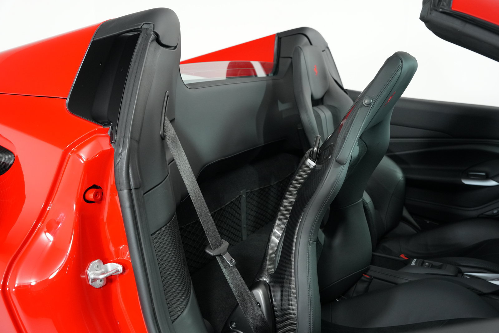 Used 2023 Ferrari F8 Spider RWD image 43