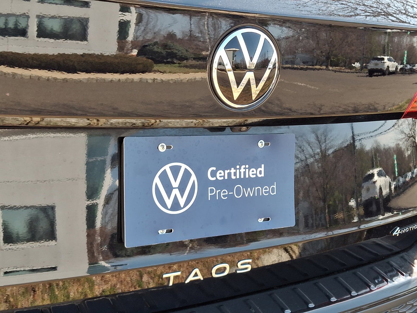 Certified 2024 Volkswagen Taos SE AWD/4WD image 30