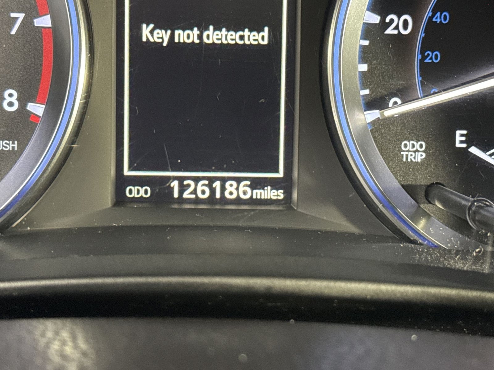 Used 2015 Toyota Highlander Limited AWD/4WD image 29