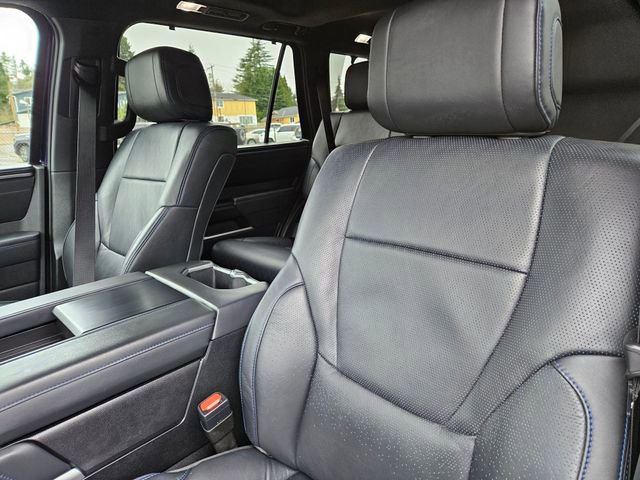 Used 2025 Toyota Sequoia Platinum AWD/4WD image 17