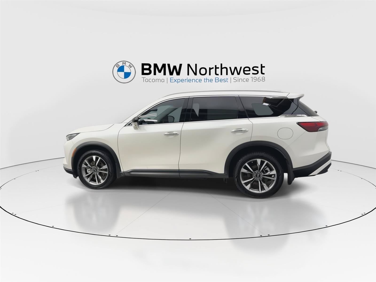 Used 2023 INFINITI QX60 Luxe w/ Cargo Package AWD/4WD image 11