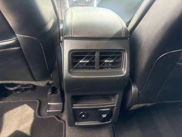 Used 2023 Ford Edge Titanium image 22