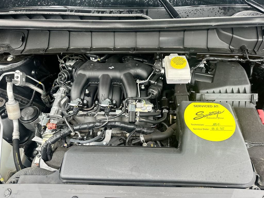 Used 2024 Nissan Pathfinder SV image 52