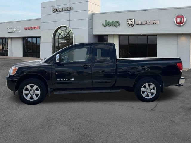 Used 2014 Nissan Titan SV w/ SV Value Truck Package AWD/4WD image 4