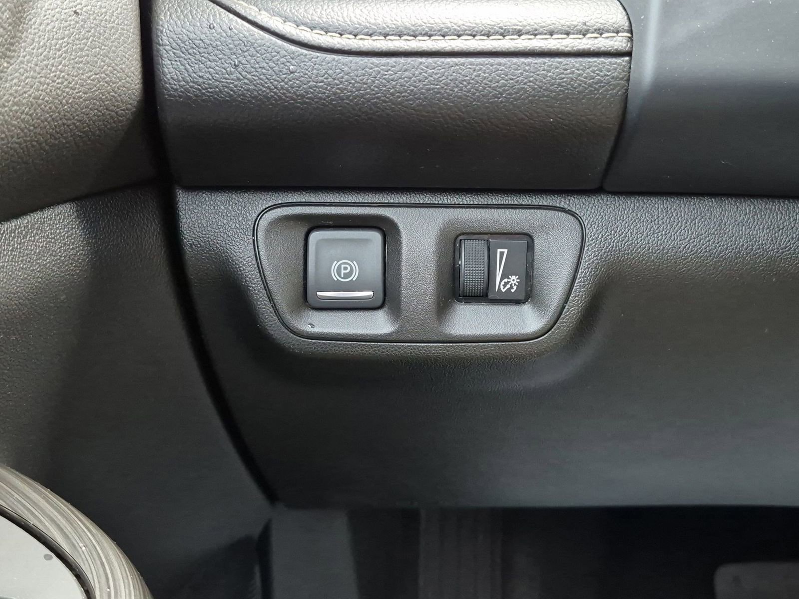 Certified 2020 GMC Acadia SLT FWD image 17