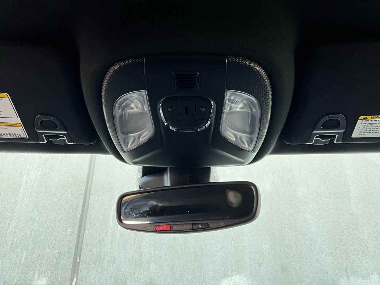 Used 2025 Jeep Compass Trailhawk image 15