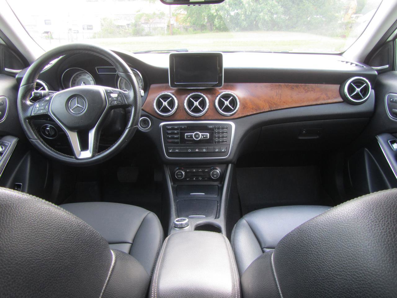 Used 2015 Mercedes-Benz GLA 250 4MATIC image 13