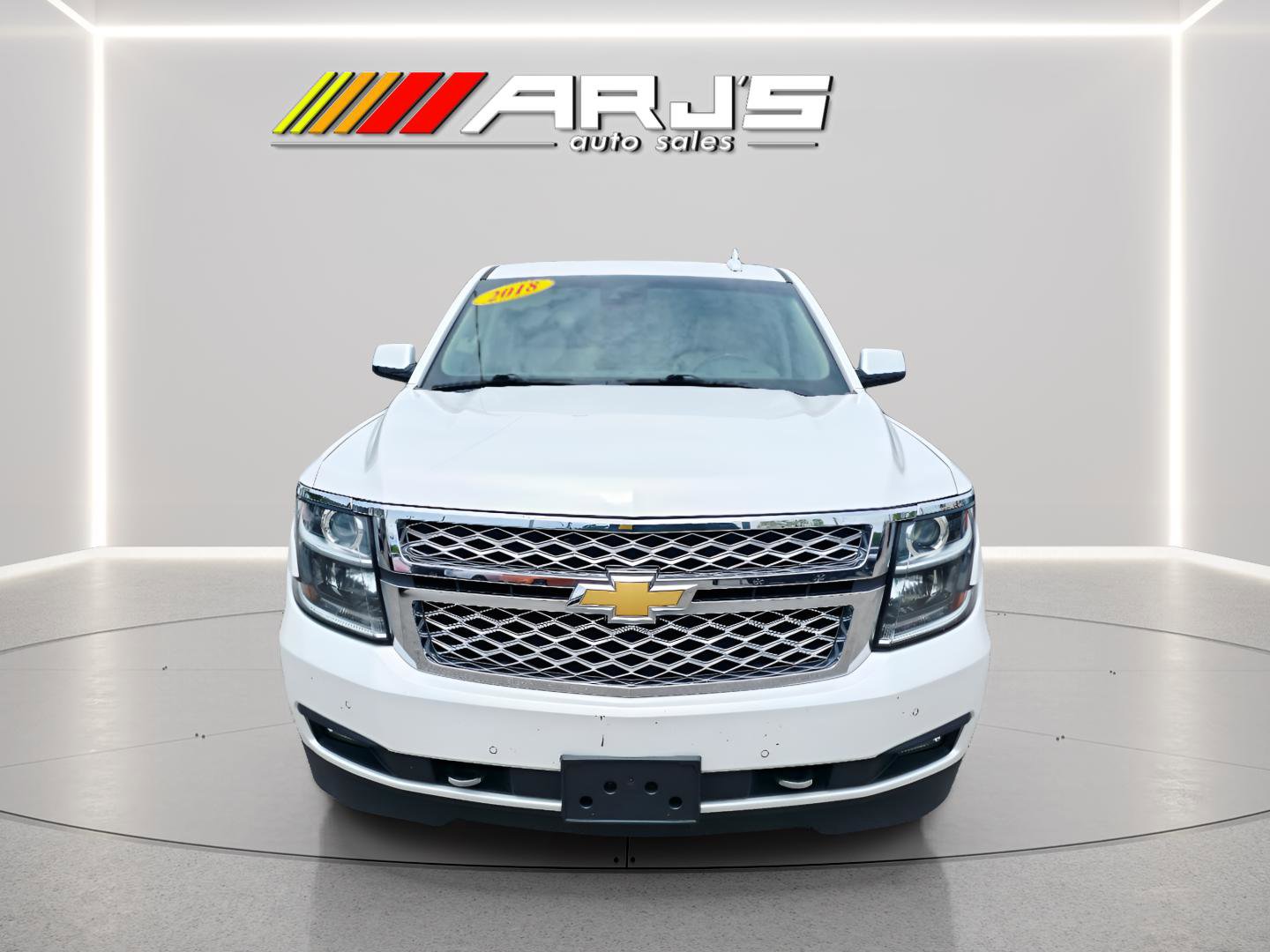 Used 2018 Chevrolet Tahoe LT w/ LT Signature Package AWD/4WD image 8