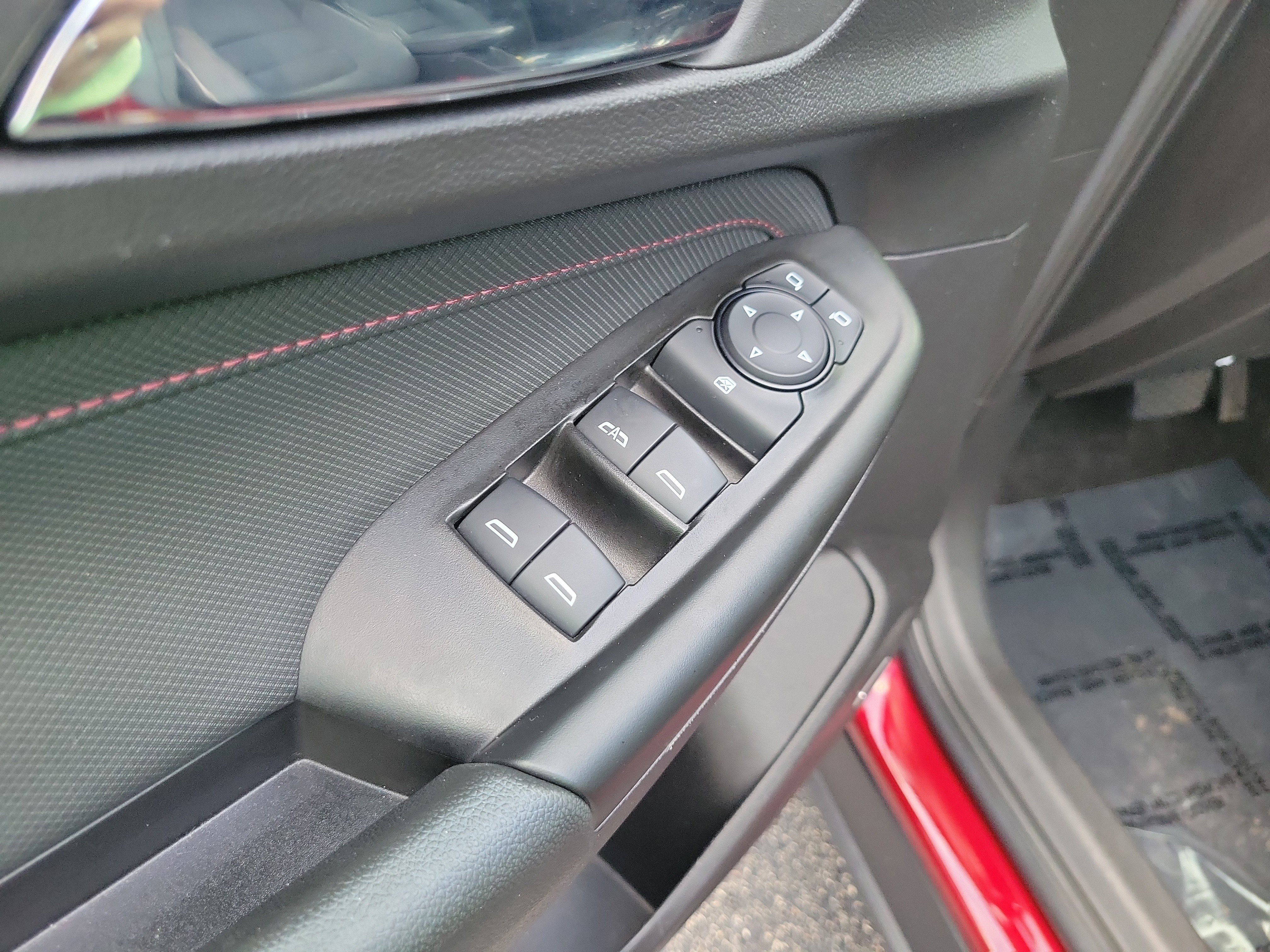 Used 2023 Chevrolet TrailBlazer RS w/ Technology Package image 14