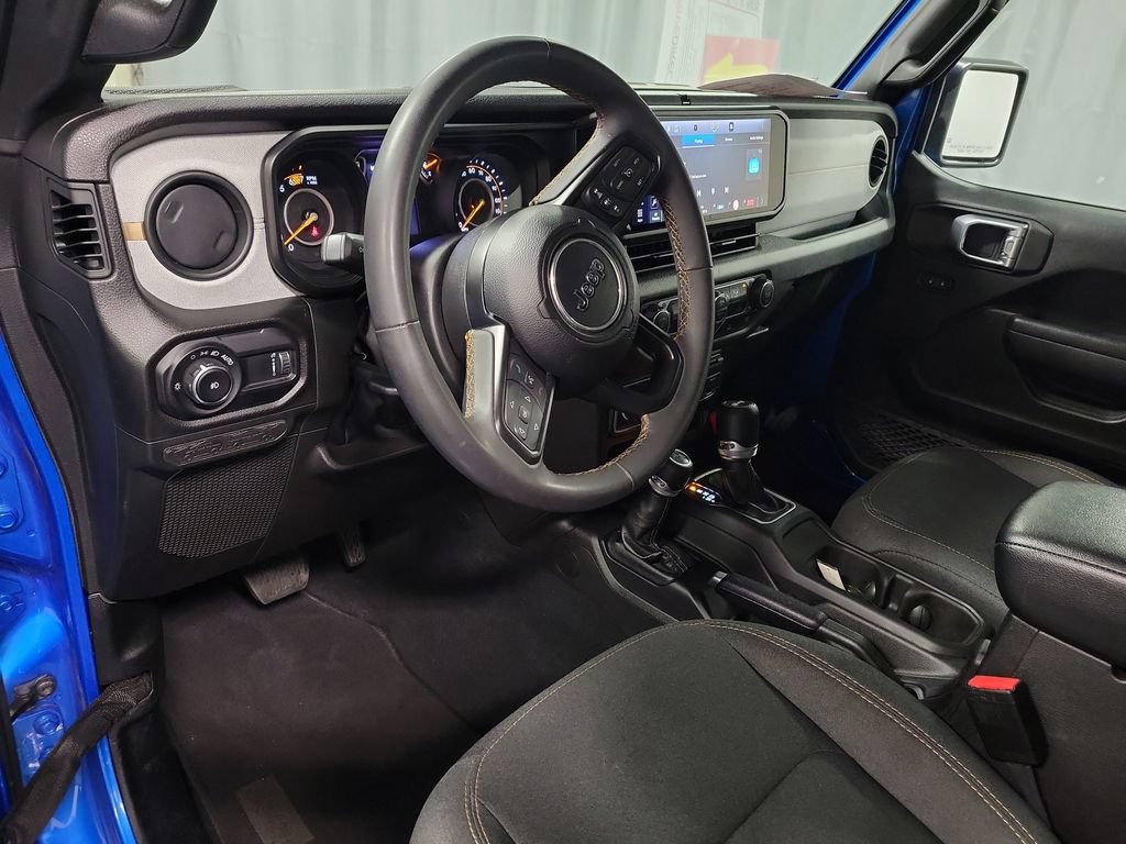 Used 2024 Jeep Wrangler Unlimited Sport AWD/4WD image 13