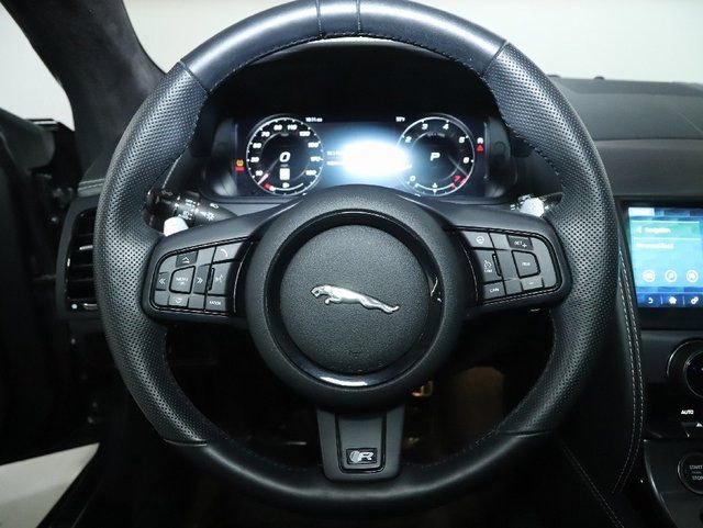 Used 2024 Jaguar F-TYPE R image 19