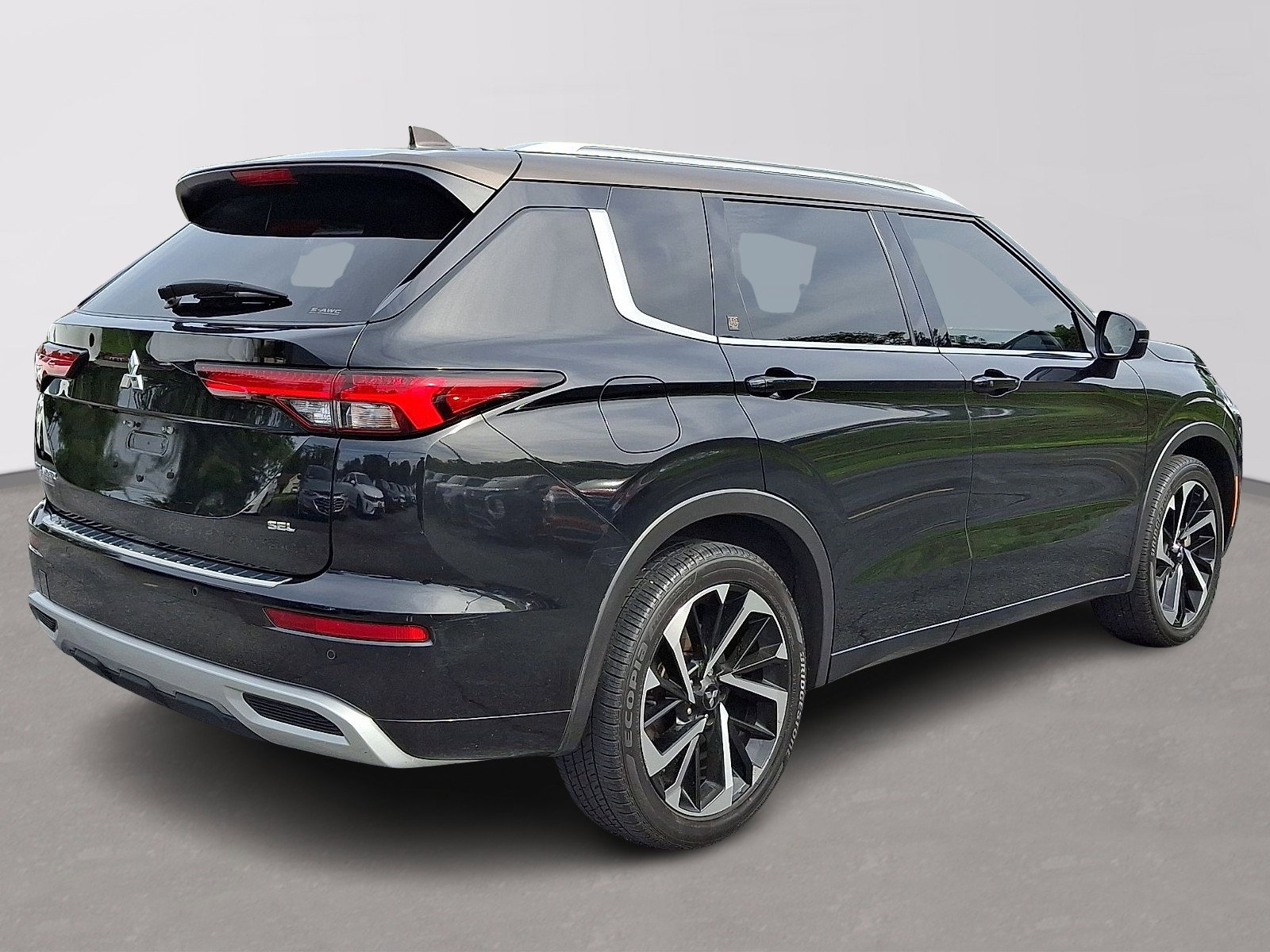 Used 2023 Mitsubishi Outlander SEL 40th Anniversary AWD/4WD image 6