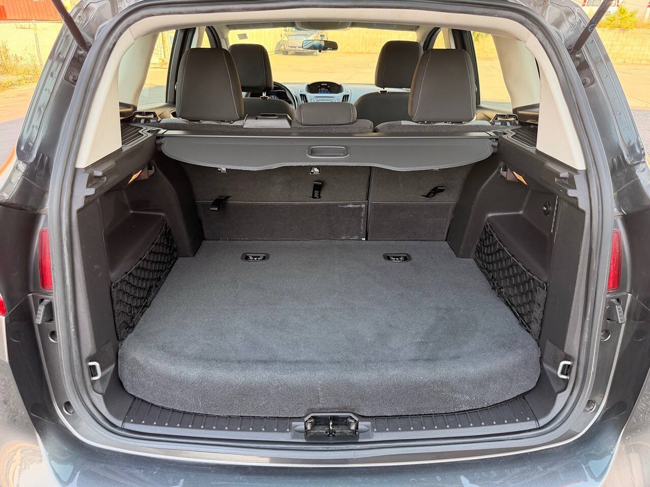 Used 2017 Ford C-MAX SE FWD image 29