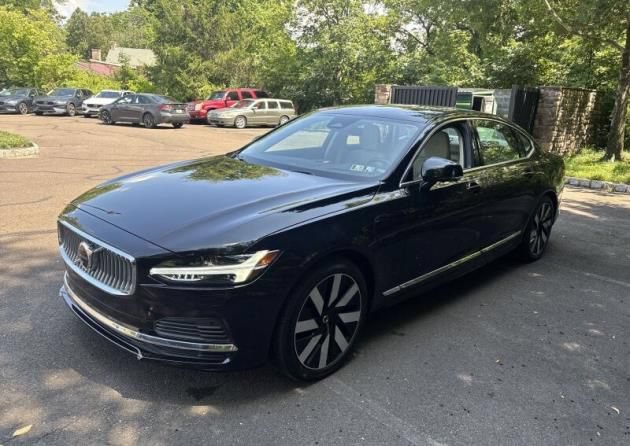 Used 2024 Volvo S90 T8 Ultimate AWD/4WD image 2
