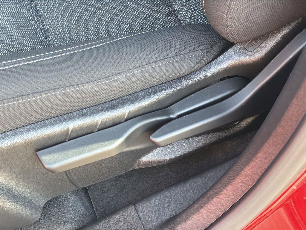 Used 2026 GMC Terrain Elevation image 21