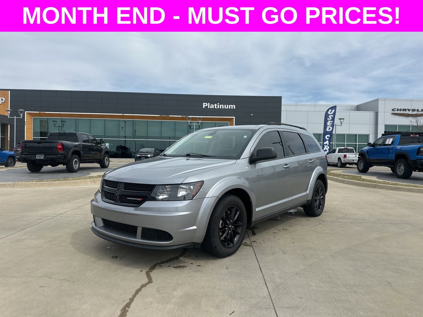 Used 2020 Dodge Journey SE w/ Blacktop Package image 1