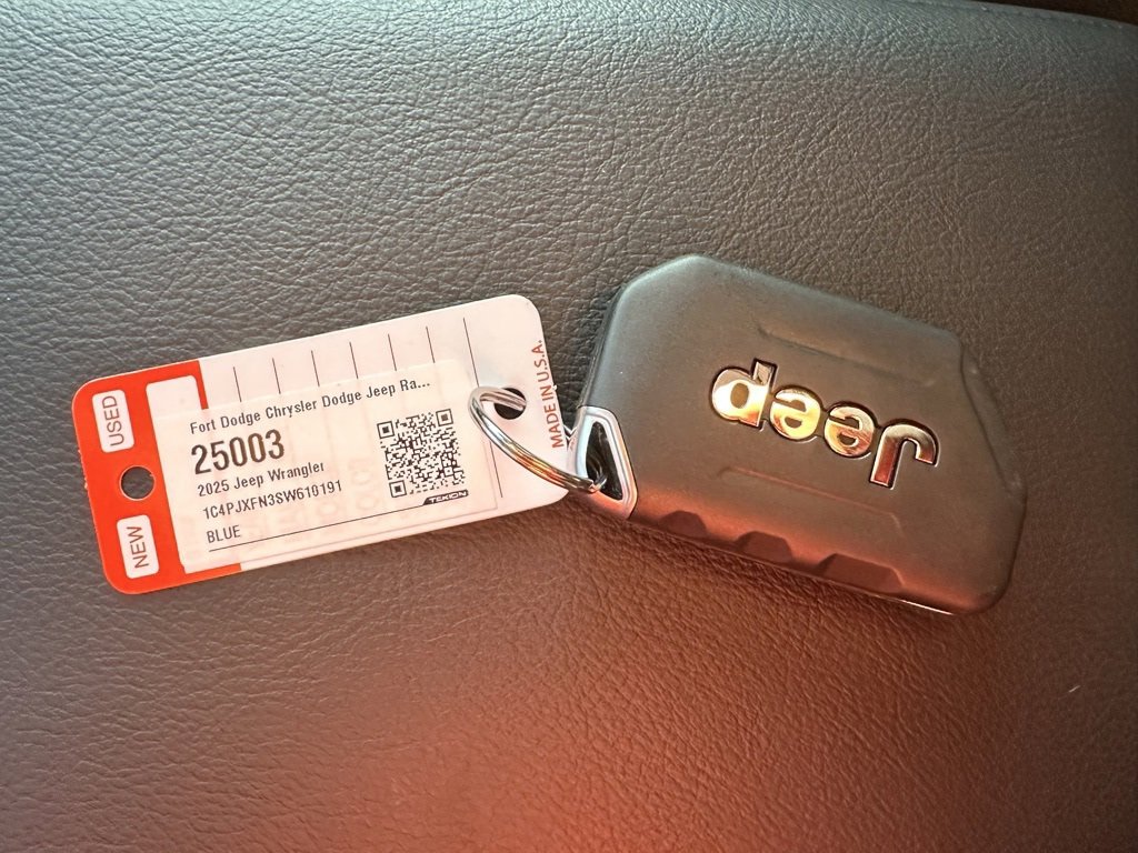 New 2025 Jeep Wrangler Unlimited Rubicon image 34