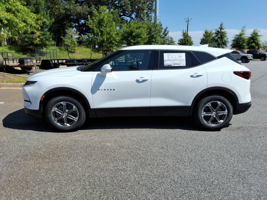 New 2026 Chevrolet Blazer LT FWD image 8