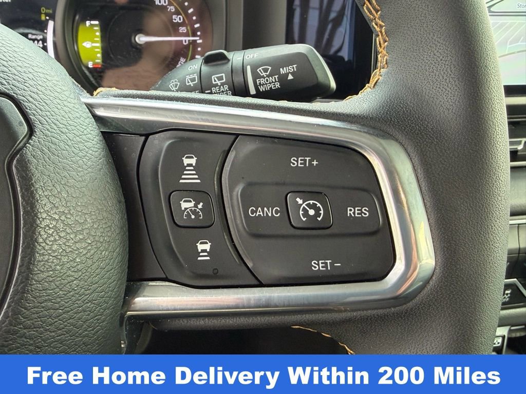 Used 2024 Jeep Wrangler Unlimited Sahara w/ Technology Group image 22