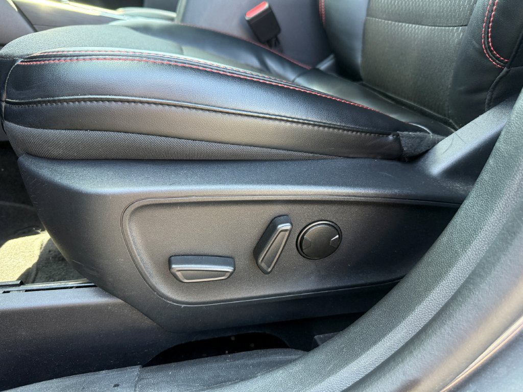Used 2025 Ford Escape ST-Line AWD/4WD image 14