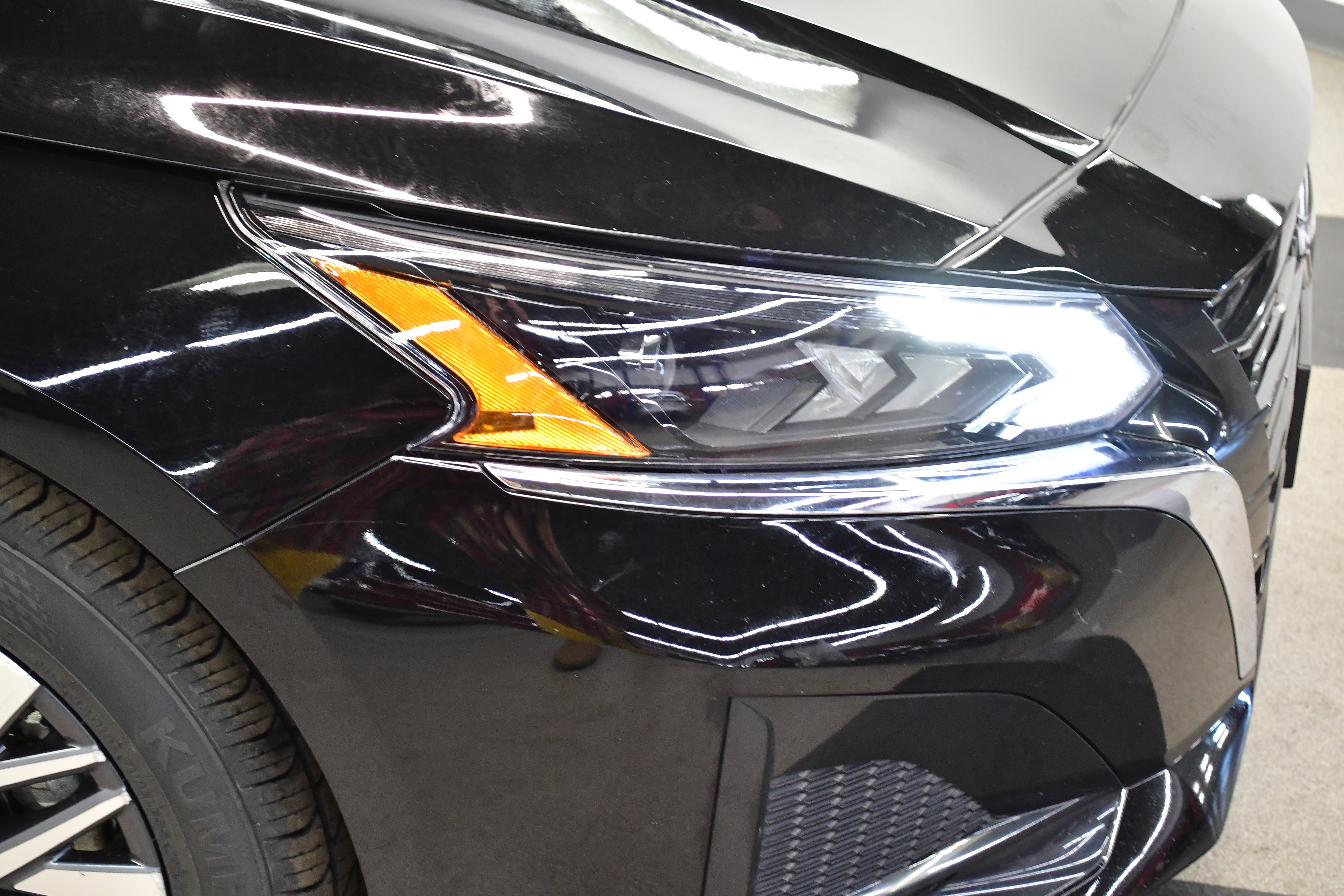 Used 2025 Nissan Altima 2.5 SV FWD image 30
