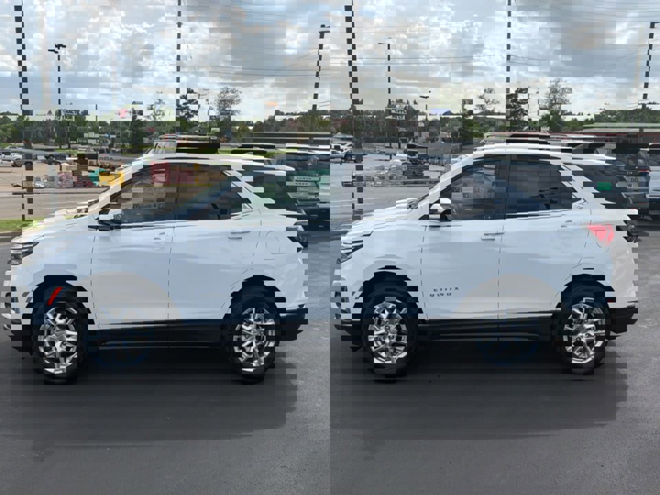 Used 2024 Chevrolet Equinox LT image 35