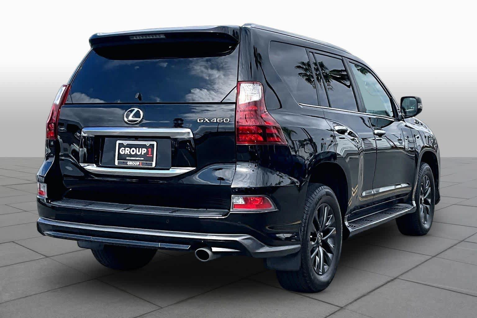 Used 2021 Lexus GX 460 Premium w/ Accessory Package AWD/4WD image 13