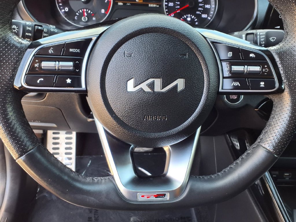 Certified 2023 Kia Forte GT-Line w/ GT-Line Technology Package FWD image 20