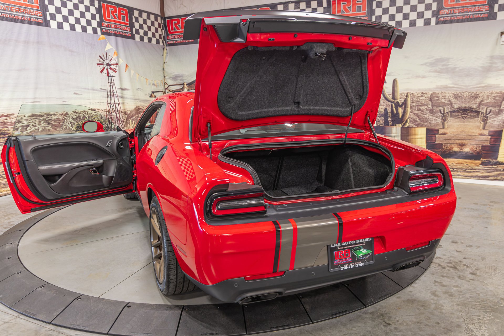 Used 2023 Dodge Challenger SRT Hellcat image 30