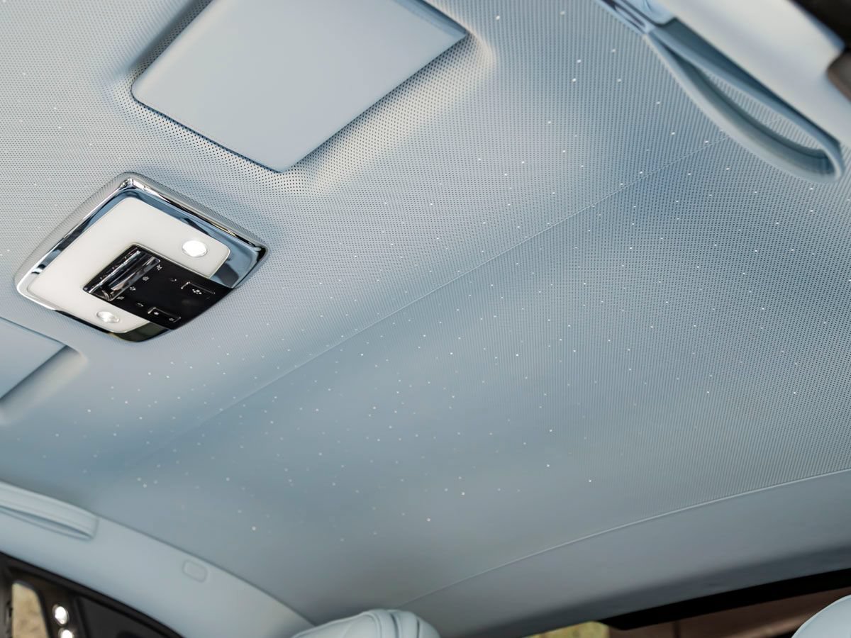 Used 2023 Rolls-Royce Phantom Sedan w/ The Phantom Package RWD image 18