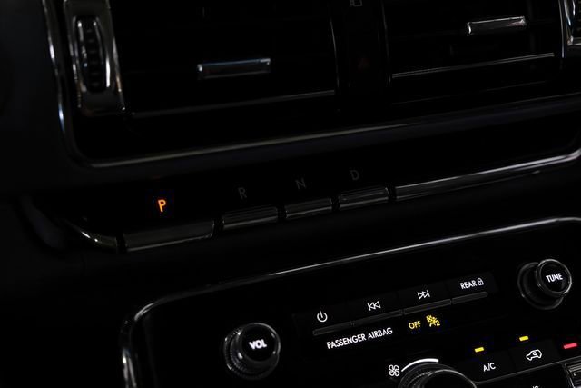 Used 2020 Lincoln Navigator Black Label image 23