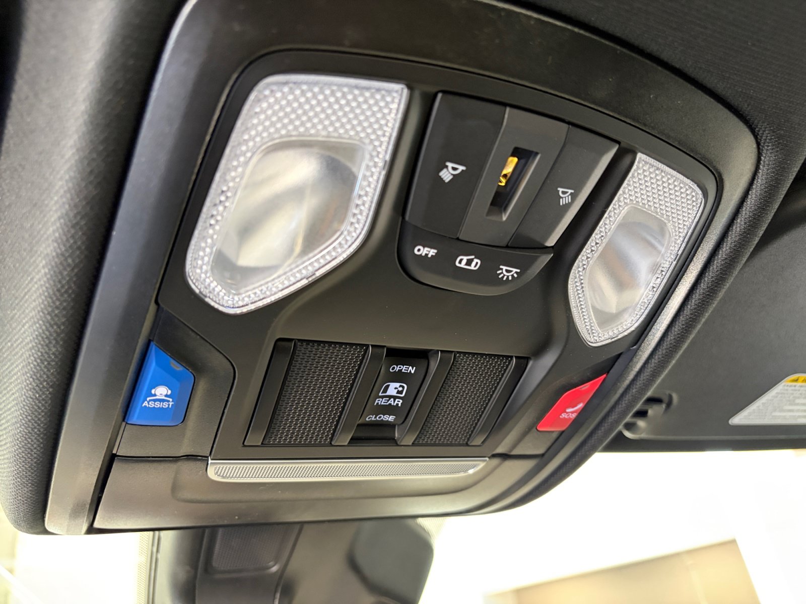 New 2026 RAM 1500 Express AWD/4WD image 33