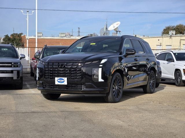 Used 2025 Hyundai Palisade Calligraphy AWD/4WD image 2