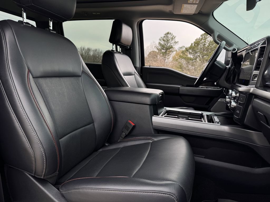 Used 2024 Ford F250 Lariat w/ Sport Appearance Package image 28