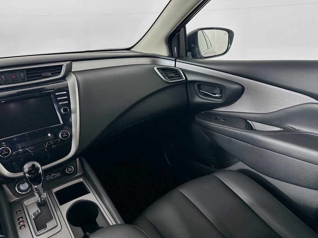 Used 2022 Nissan Murano SV image 31