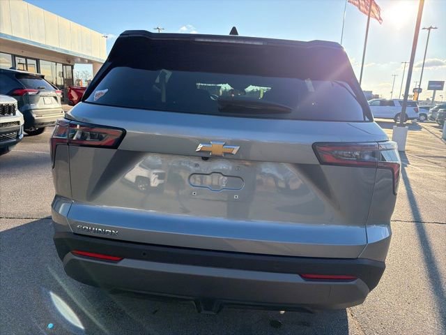 Used 2025 Chevrolet Equinox LT image 4